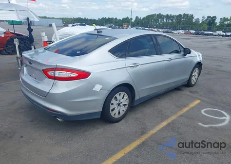 2014 Ford Fusion S из США, поврежденный, VIN 3FA6P0G77ER101381